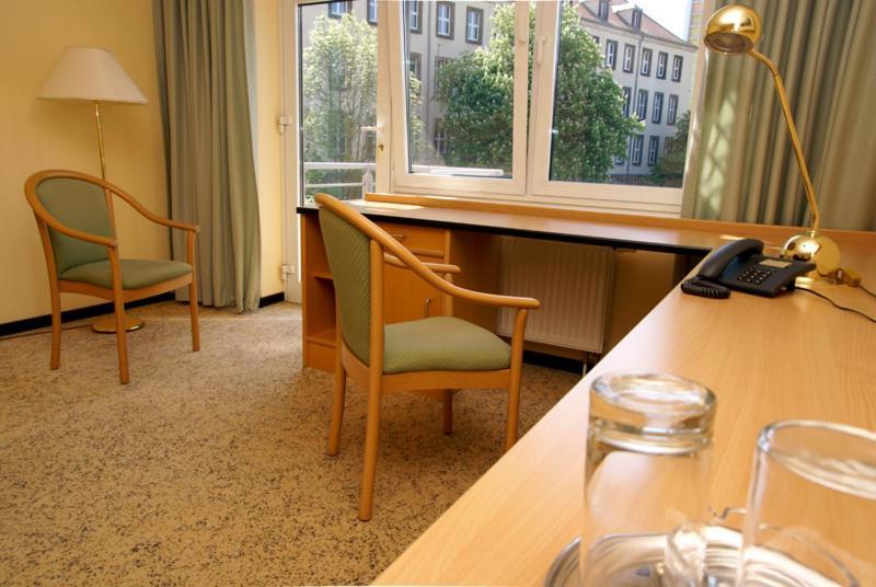 Hotel Am Weberplatz Dresden Exterior foto