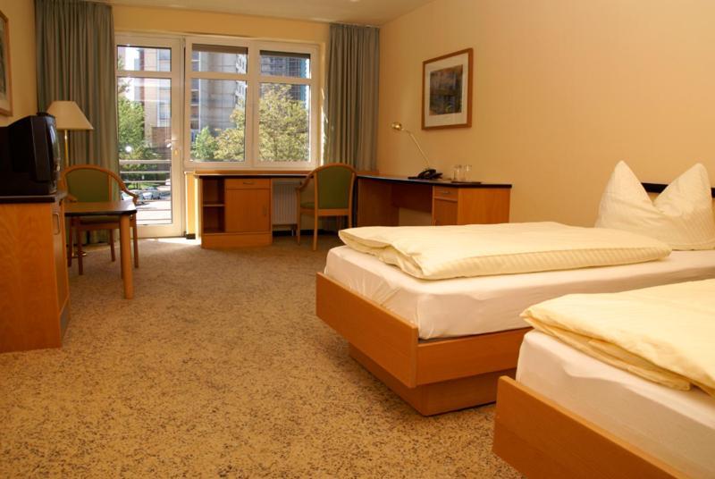 Hotel Am Weberplatz Dresden Exterior foto